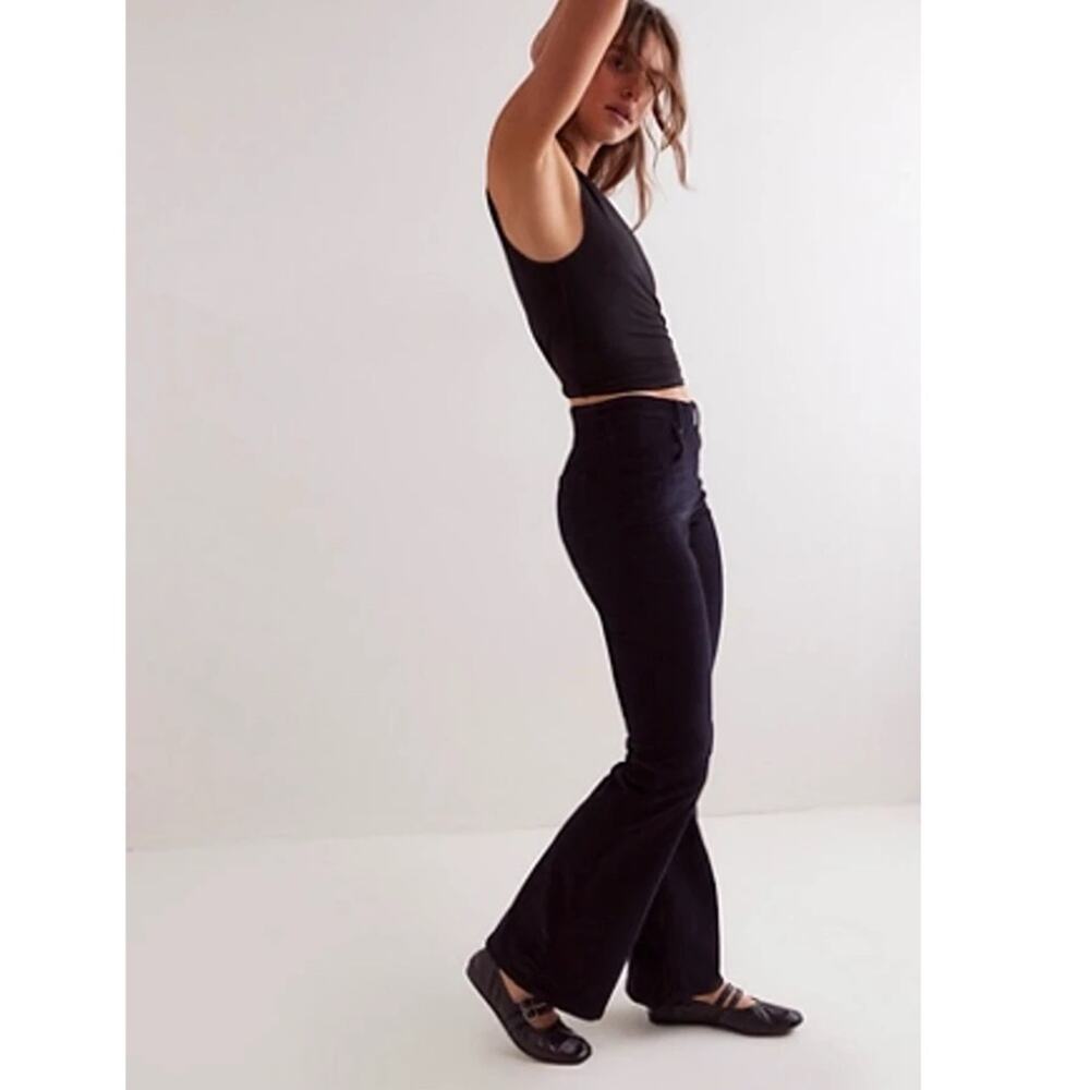 Free People We the free Curvy Karma corduroy flare pants black medium NEW